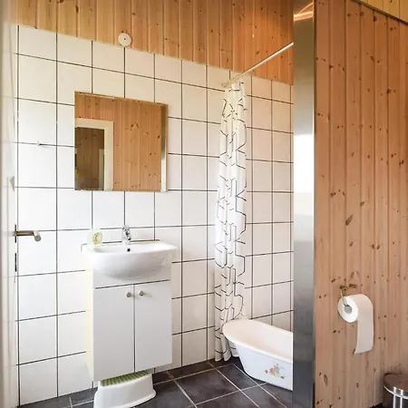 4 Bedroom In Ejstrupholm Holiday home Krejbjerg