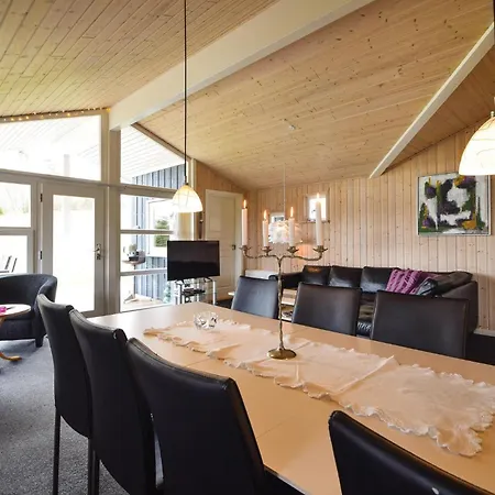 4 Bedroom In Ejstrupholm