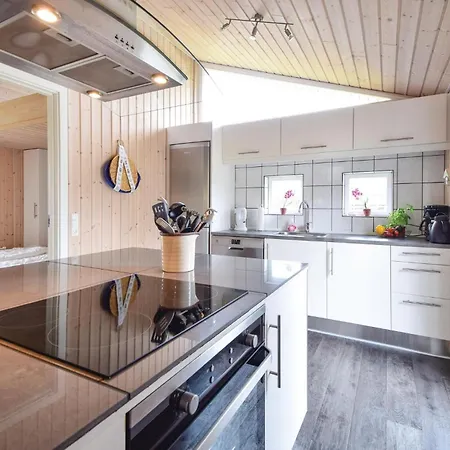 4 Bedroom In Ejstrupholm Holiday home Krejbjerg