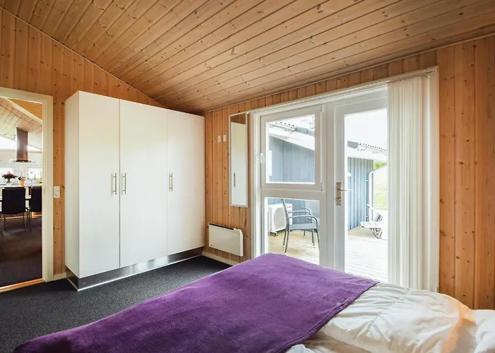 Rorbaekvej Ejstrupholm Ii * Ejstrupholm